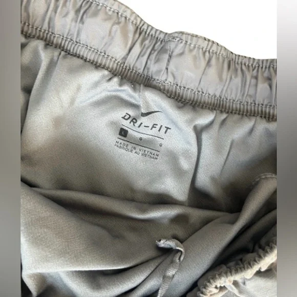 Nike Women's Athletic Shorts in Light Gray - Picture 3 of 4